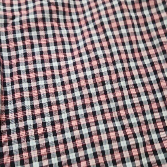 Tommy Hilfiger Ladies Size 8 Red Black Check Capri Slacks - Picture 2 of 5